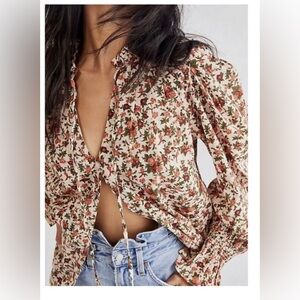 NWOT Free People|| Meant To Be Floral Blouse Top Size Small, Valentines